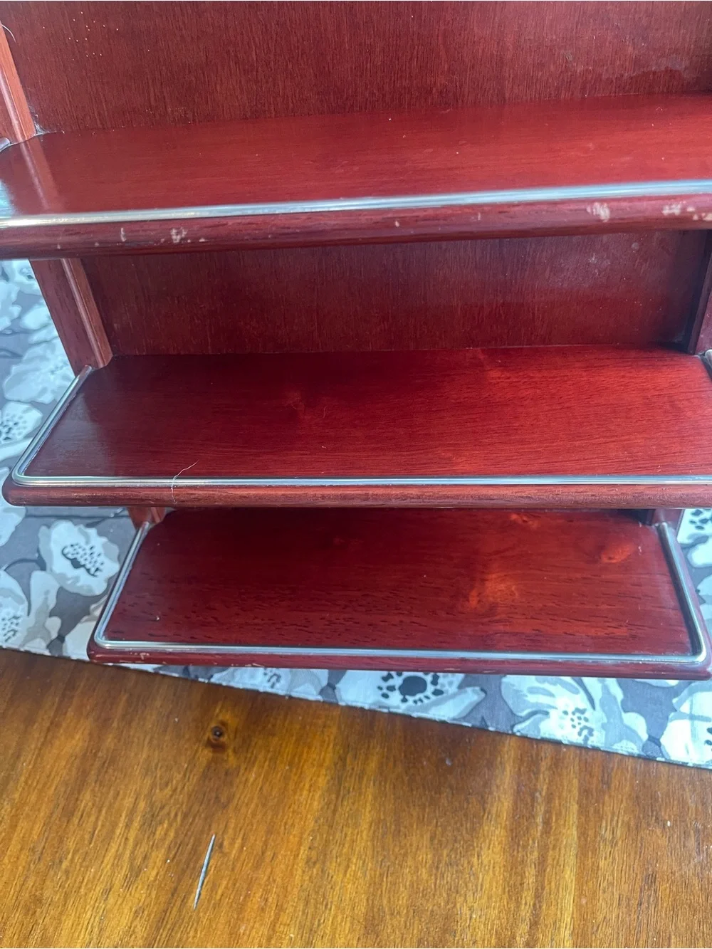 N/A three tier